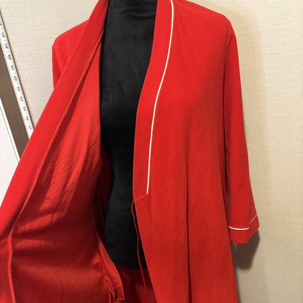 Vintage Vanity Fair Robe